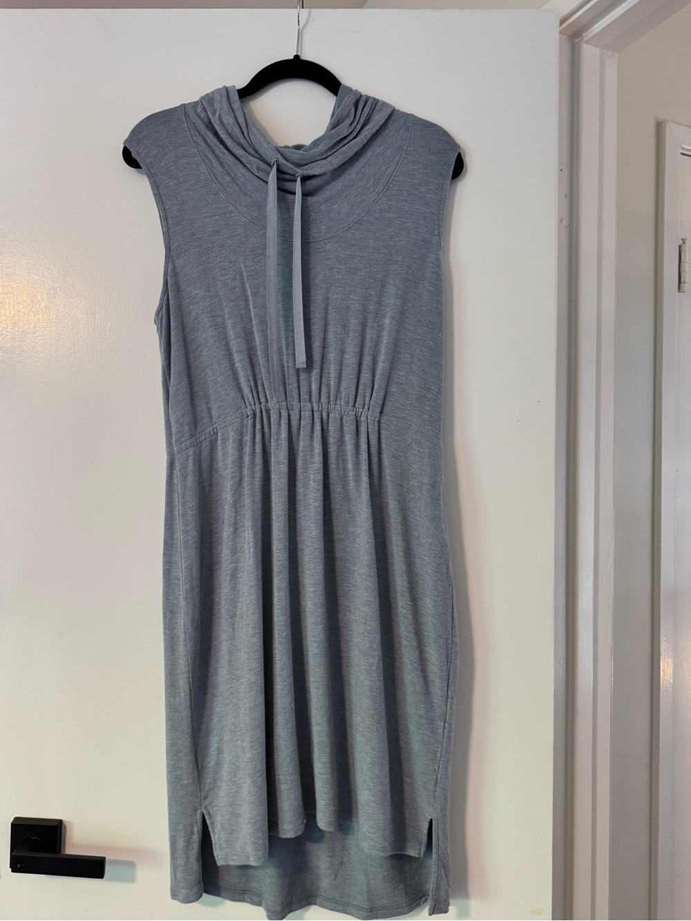 Vera Wang Sleeveless Hooded High-Low Dress in Gray